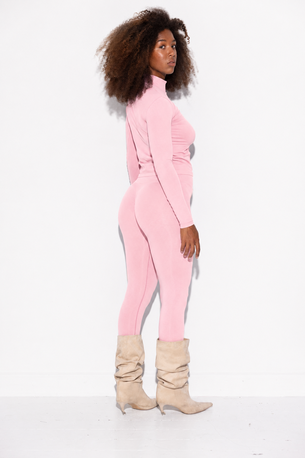 Shilo Scrunch w/Logo - Cream Pink